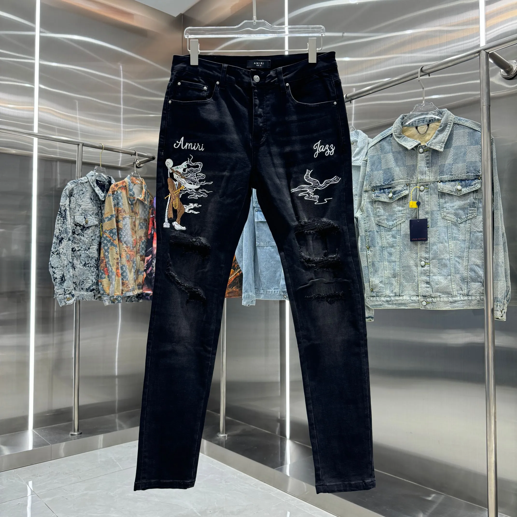 P290 Amiri ripped pattern letter embroidery street fashion slim fit stretch jeans Color Black Size 30 32 34 36 38