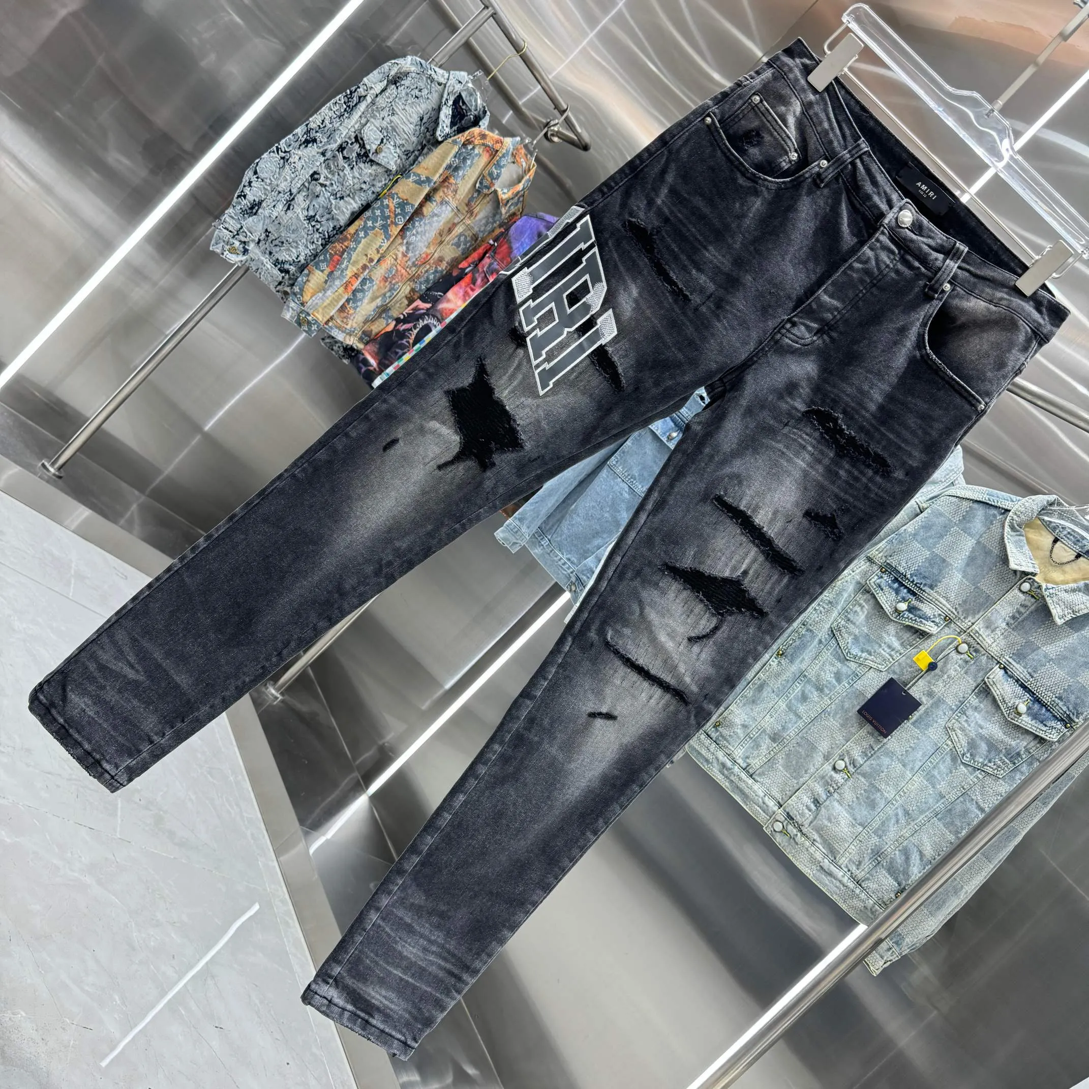 P290 Amiri ripped letter embroidered street fashion slim fit stretch jeans Color Black Size 30 32 34 36 38