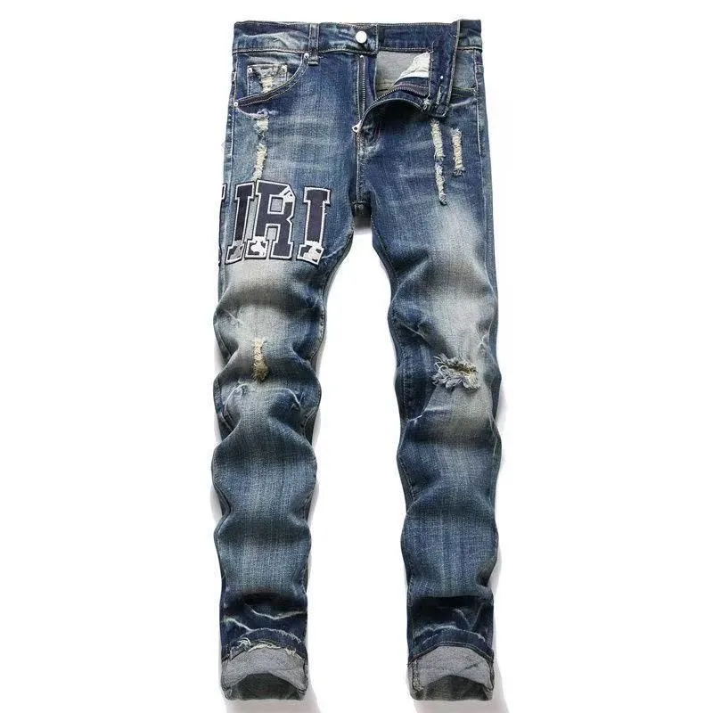 #M42 P168💰 Amiri classic embroidered patched leather distressed lettered jeans. Slim fit jeans. Produced by a major washed factory. Full of high-end. Partial destruction of the knees and patchwork design. Already used as a facade design. Leather waist nameplate. The focus of this style is not on the washing, but on the destroyed shape and version. The secret lies in the craftsmanship of the master. The cost of post-processing, grinding, cutting, etc. is far beyond the cost of assembly line products. Color: Picture color Size: 30-32-34-36
