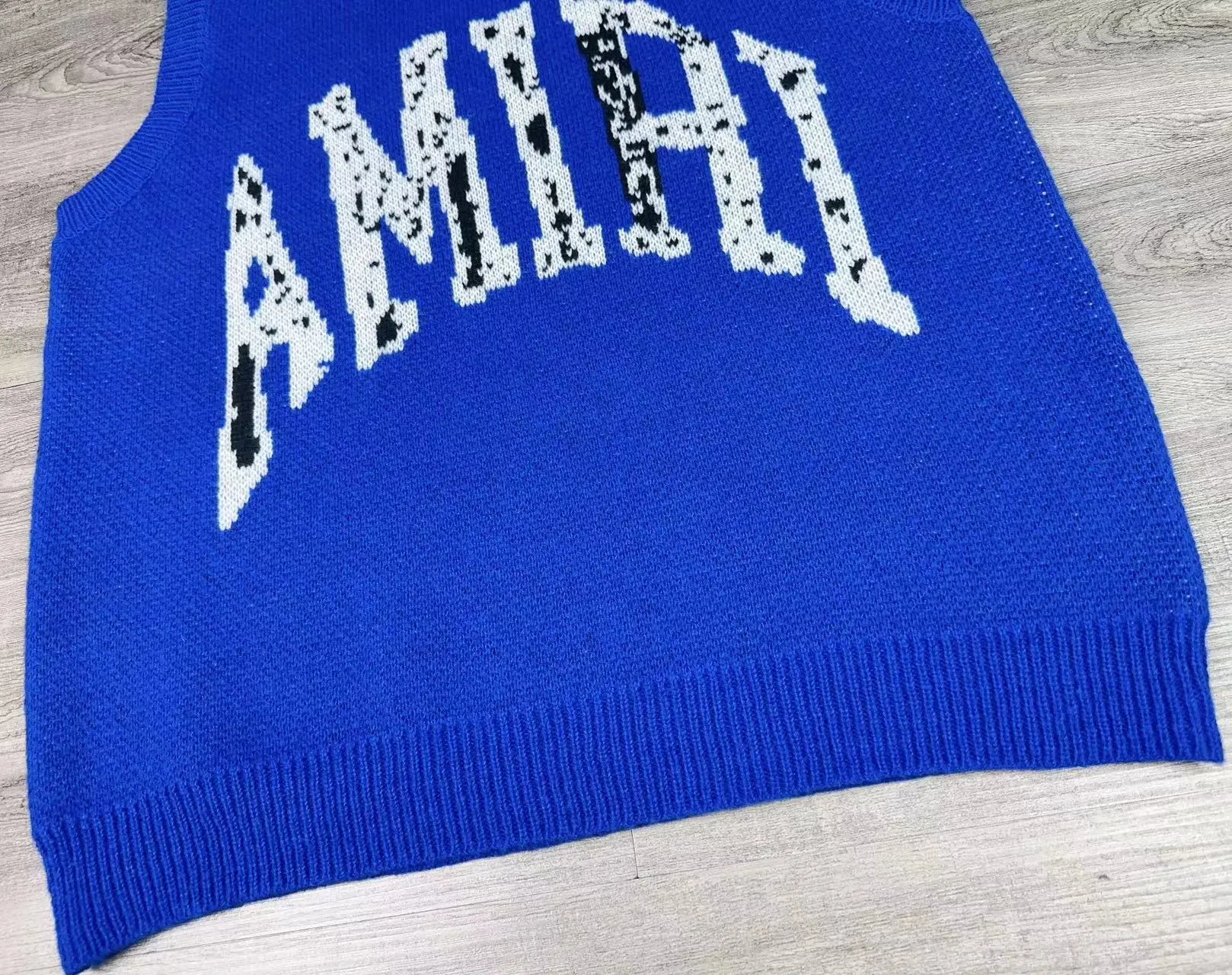 P310 🎉AMIRI new vest sweater suit, classic logo black and white mixed jacquard on top, exclusive logo embroidery on shorts, color: blue, size: S M L XL XXL