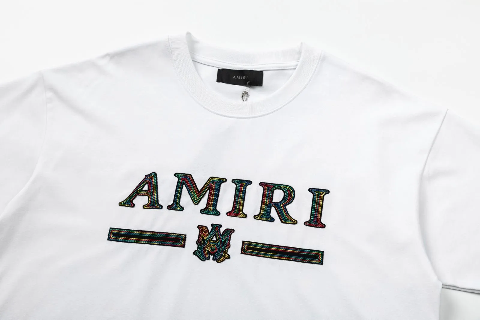 8021#P150amiri colorful patch embroidered logo, made of 300g weight fabric, color: black, white. Size: S M L XL