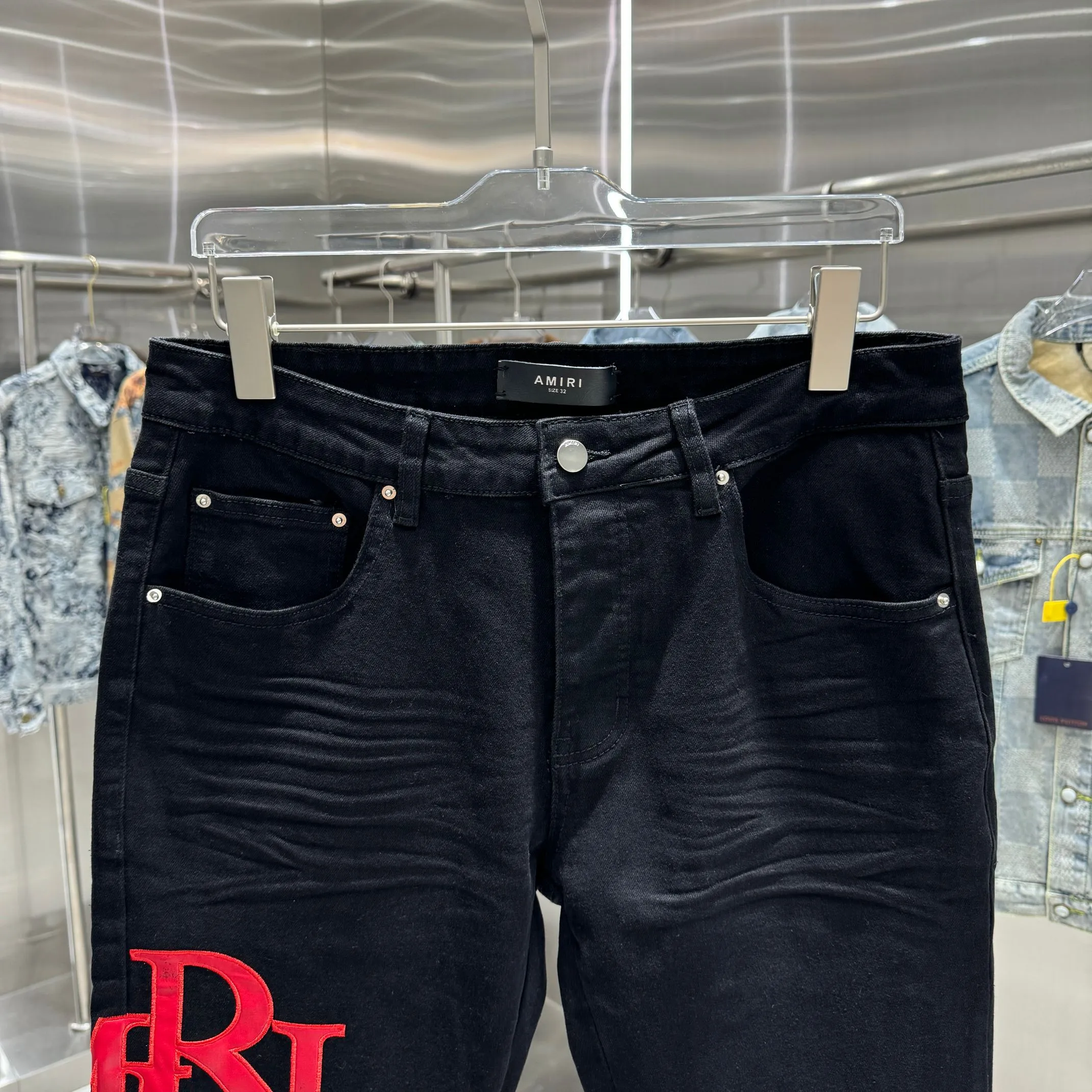 P290 Amiri letter embroidered street fashion slim fit stretch jeans Color Black Size 30 32 34 36 38