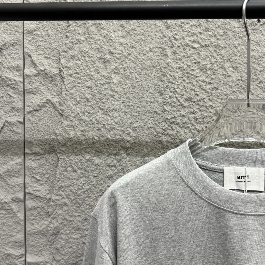 🅿️180 Ami* 2025 Spring and Summer New Style Embroidered yellow little love Customized double yarn plain cotton fabric Short-sleeved T-shirt Uniform for men and women Color: Black White Floral Gray Angora Red Size: S (90-130 catties) M (120-150 catties) L (140-165 catties) XL (160-180 catties) XXL (180-210 pounds)