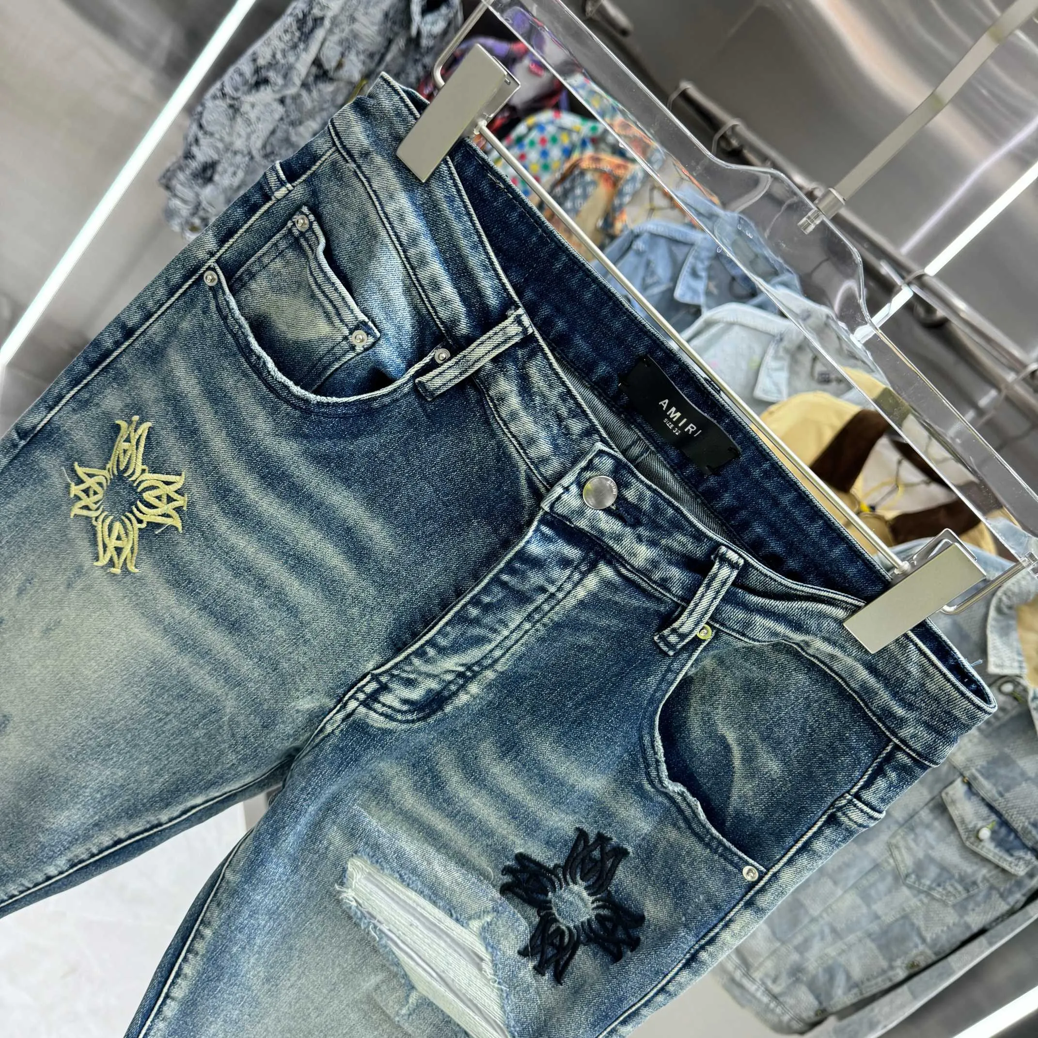 P280 Amiri ripped embroidery pattern craft street fashion slim fit stretch jeans color blue size 30 32 34 36 38