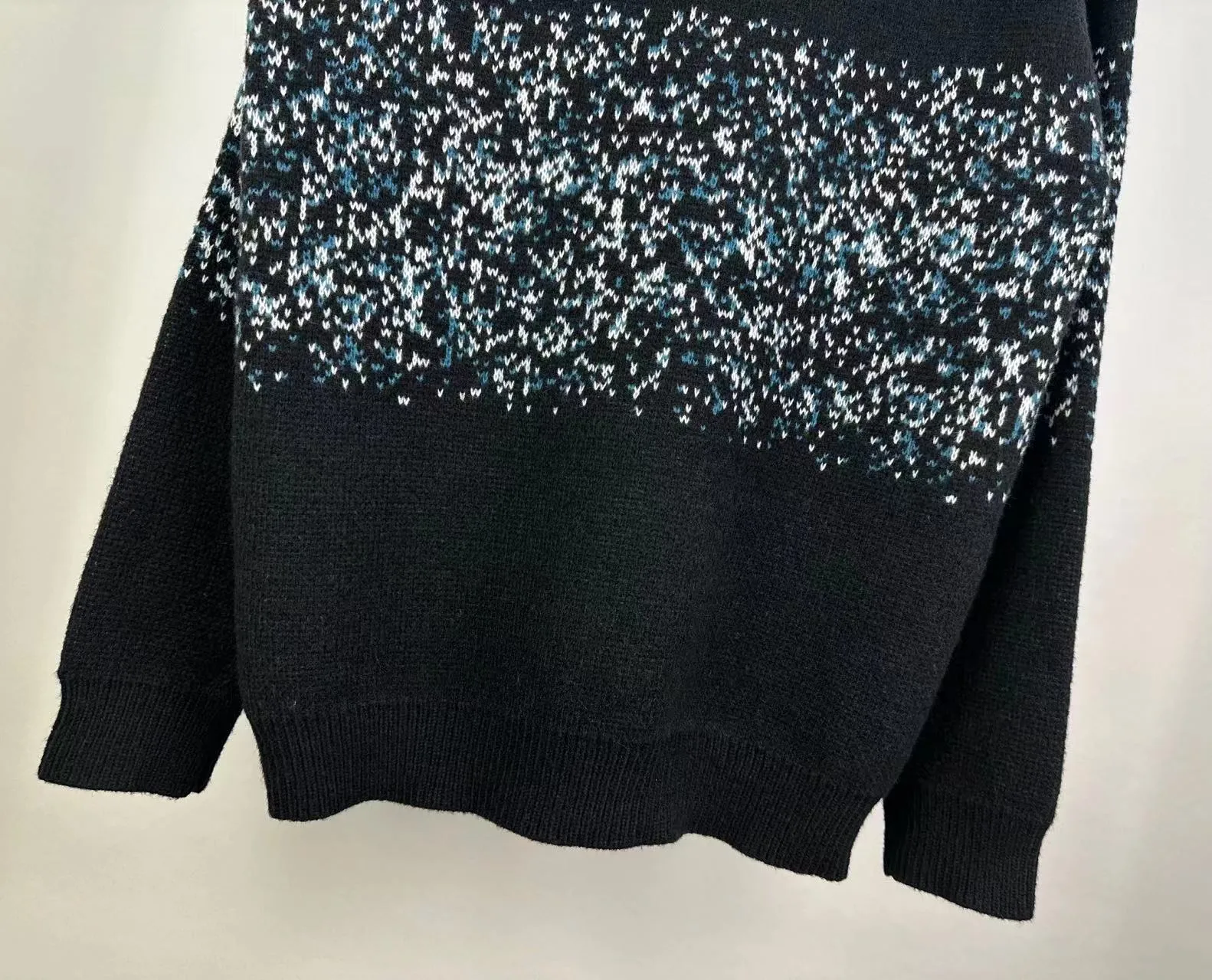 P250 🎉AMIRI new autumn and winter sweater classic logo jacquard on the front Color: Black Sky Blue Grass Green Size: S M L XL XXL