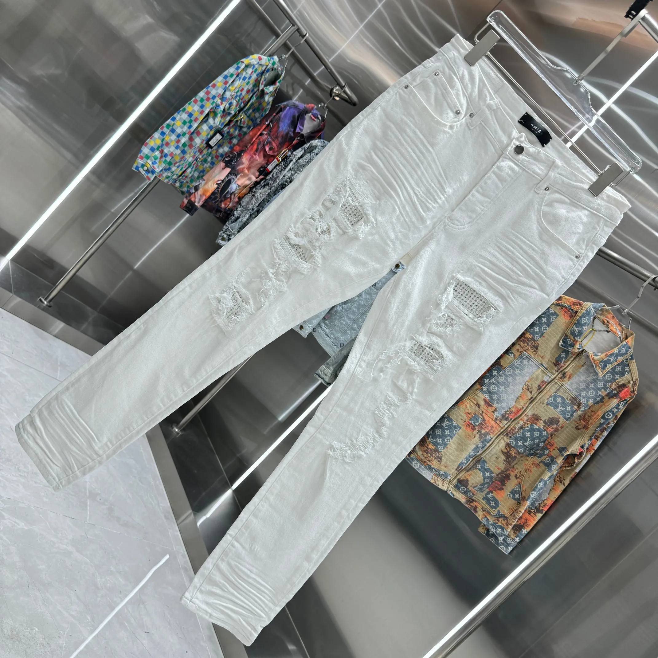 P290 Amiri ripped patchwork hot-drilled process street fashion slim fit stretch jeans Color White Size 30 32 34 36 38