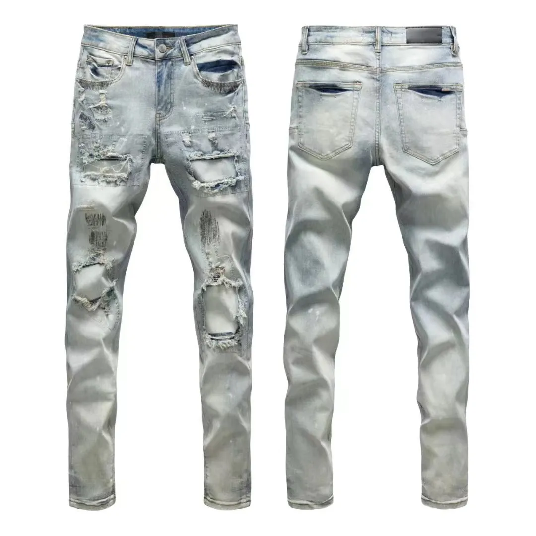 #N18 P246💰 (Top version) AMIRI hot high street jeans slim fit stretch washed knife cut trousers for men AMIRI amiri is transliterated as Emil, which is the name of the founder. Mike Amiri, the founder of amiri, grew up in Los Angeles, USA. He was influenced by local street culture and Punk Rock since childhood, so he founded the amiri brand named after himself. A variety of trendy brand clothing meets the needs of different fashion players. Amiri clothing has novel and unique styles and is a well-known street brand in the United States. The styles and styles of many clothes are loved by many street photographers. The various clothing styles meet the dressing needs of different people, show their unique temperament, and show the trend of dressing. amiri's jeans are relatively famous. Not only do they have many styles, but the quality of the jeans is also very good. Many celebrities have also worn amiri brand jeans. Color: Picture color Size: 28, 30, 32, 34, 36 28 30 32 34 36 Waist 71 76 81 86 91 Qianlang 26.5 27.5 28.5 29.5 30.5 Hou Lang 37 38 39 40 41 Foot 14 14.8 15.6 16.4 17.2 Foreign Minister 100 102 104 106 107
