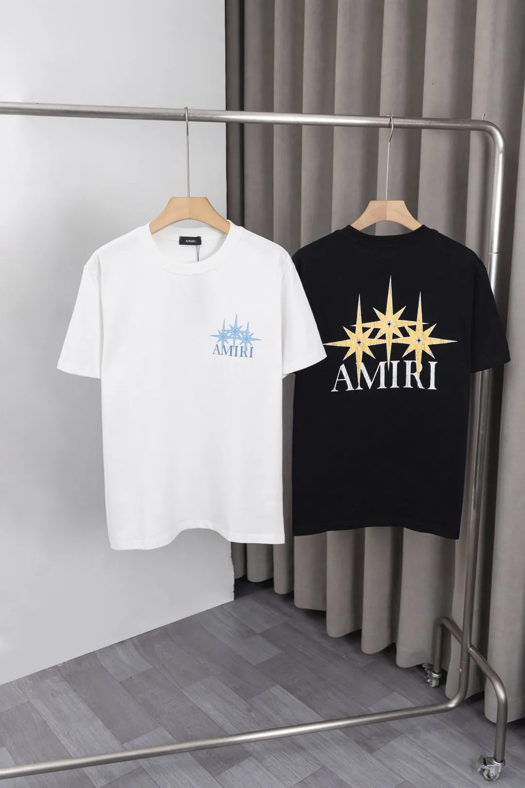P134 S012 "𝙉𝙚𝙬♈️AMIRI" 🔥50ss new T-shirt, front and back color pattern + letter logo printing process, made of 260g double yarn cotton fabric, soft fabric, fashionable and versatile, same style for men and women. Color: black, white, size: M～3XL