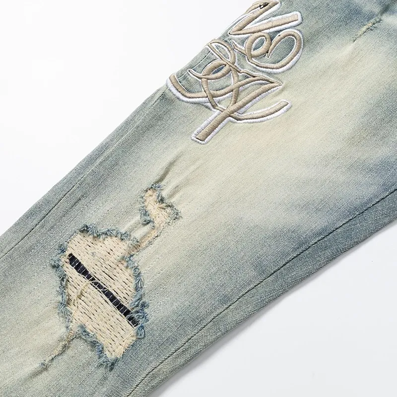 #N23 P246💰 (Top version) AMIRI hot high street jeans slim fit stretch washed knife cut trousers for men AMIRI amiri is transliterated as Emil, which is the name of the founder. Mike Amiri, the founder of amiri, grew up in Los Angeles, USA. He was influenced by local street culture and Punk Rock since childhood, so he founded the amiri brand named after himself. A variety of trendy brand clothing meets the needs of different fashion players. Amiri clothing has novel and unique styles and is a well-known street brand in the United States. The styles and styles of many clothes are loved by many street photographers. The various clothing styles meet the dressing needs of different people, show their unique temperament, and show the trend of dressing. amiri's jeans are relatively famous. Not only do they have many styles, but the quality of the jeans is also very good. Many celebrities have also worn amiri brand jeans. Color: Picture color Size: 28, 30, 32, 34, 36 28 30 32 34 36 Waist 71 76 81 86 91 Qianlang 26.5 27.5 28.5 29.5 30.5 Hou Lang 37 38 39 40 41 Foot 14 14.8 15.6 16.4 17.2 Foreign Minister 100 102 104 106 107