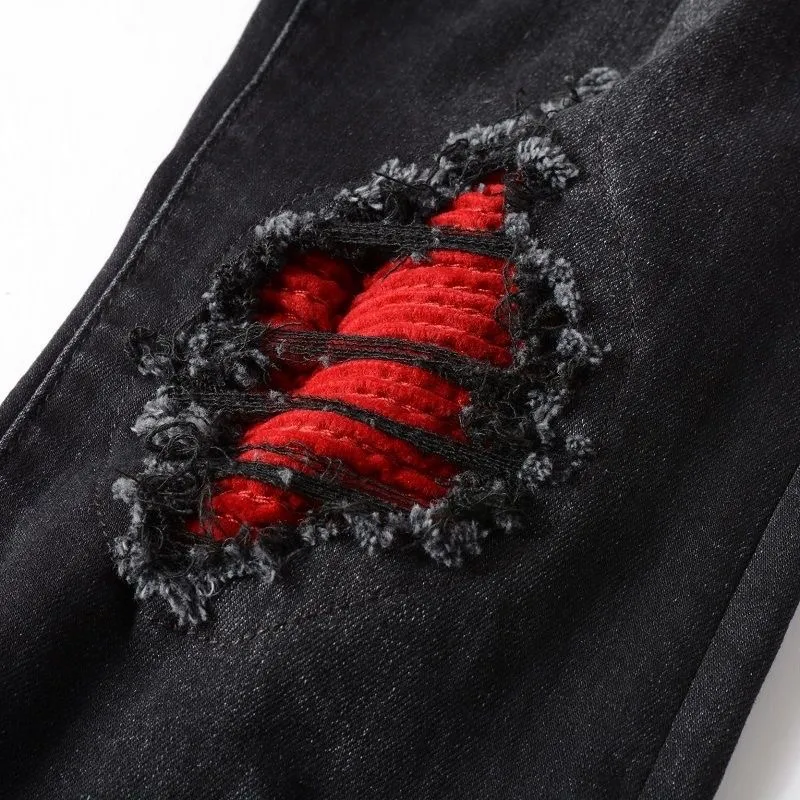 P180 Top replica AMIRI patch embroidered jeans trousers AMIRI high street basic ripped tight stretch jeans trousers Amiriamiri is transliterated as Emil, which is the name of the founder. Mike Amiri, the founder of amiri, grew up in Los Angeles, USA. He was influenced by the local street culture Rock since childhood, so he founded the amiri brand named after himself. A variety of trendy clothing meets the needs of different fashion players. Amiri clothing has novel and unique styles and is a well-known street brand in the United States. Many of its styles and styles are loved by many street photographers. Various clothing styles meet the needs of different people, show their unique temperament, and show the trend of dressing. amiri's jeans are relatively famous. Not only do they have many styles, but the quality of the jeans is also very good. Many celebrities have also worn amiri brand jeans.  The jeans of the amiri brand break through the production process and cutting of the original jeans. The fabrics are relatively soft and comfortable, and are not as hard as some jeans, which can irritate the skin and cause the skin to bleed when worn. Los Angeles trendy brand Amiri's jeans are made with great detail from tailoring to texture, adding wrinkles, bullet holes, damage and other details to add to the trendiness of the jeans. You can choose the style that suits you according to your own needs. Only when you wear a suitable style can you have a certain sense of fashion.  In recent years, high street has become a word that appears more and more frequently in men's clothing. High street style has also become an important direction for everyone's matching. High street related items are basically inseparable from oversize or off-shoulder tops. The lower body is matched with trackpants or tight-fitting denim. In my opinion, the most representative one is perhaps annihilation. Color; picture color Size: m l xl xxl
