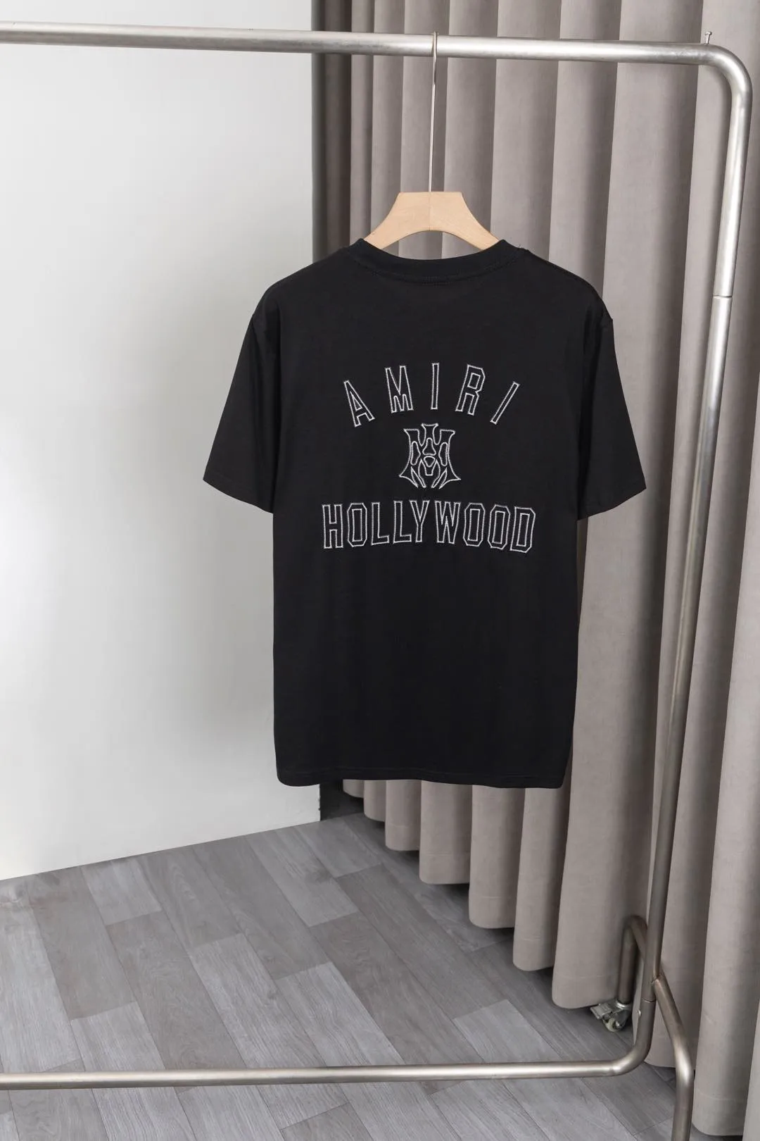 P130 Color: black, white, size: M～3XL