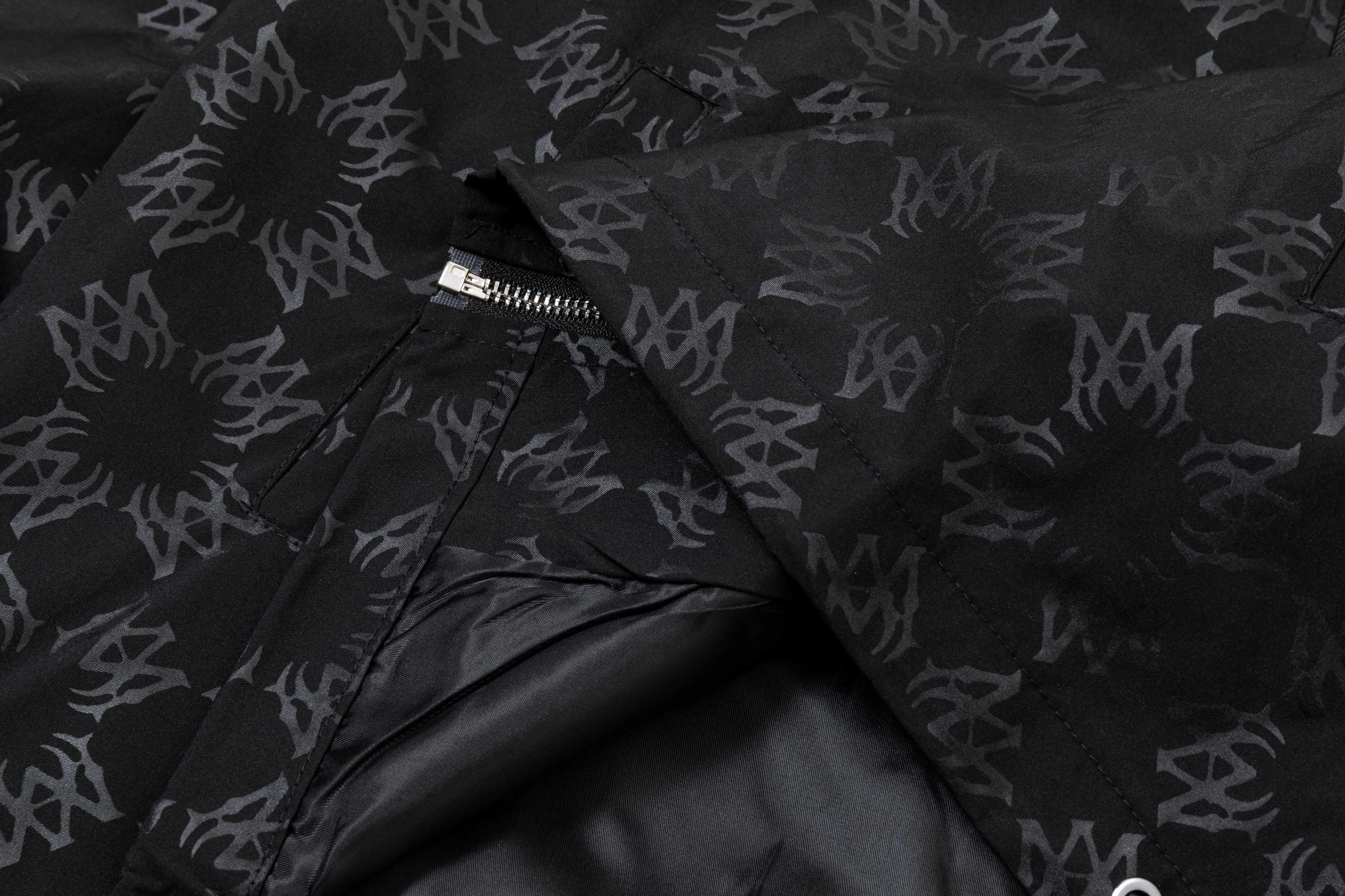 P320 2025 AMIRI... New style for autumn and winter Hardware Logo. High-quality hooded jacket. Mainly recommended version. Customized fabrics. Higher grade. High-density memory brushed lining. More fashionable and comfortable. High-standard customization. The upper body is very stylish. Classic and versatile. It can be matched with any fashion. The version is super good. It is recommended!  Color: Gray Black Size: M-4XL