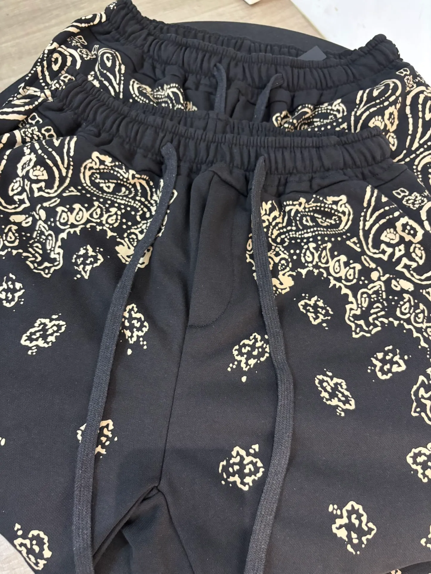 P166 High quality 360g terry cotton cashew flower AMIRI shorts S. M. L. Xl