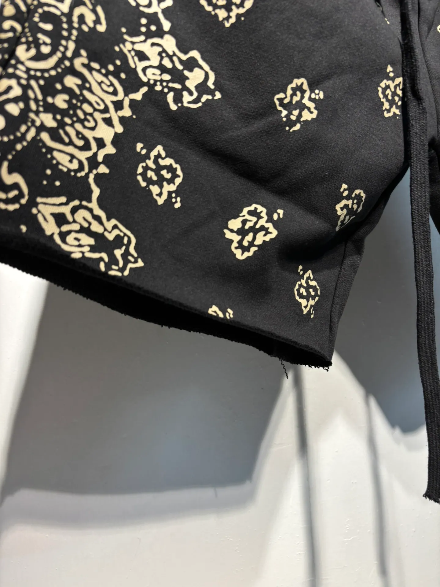 P166 High quality 360g terry cotton cashew flower AMIRI shorts S. M. L. Xl