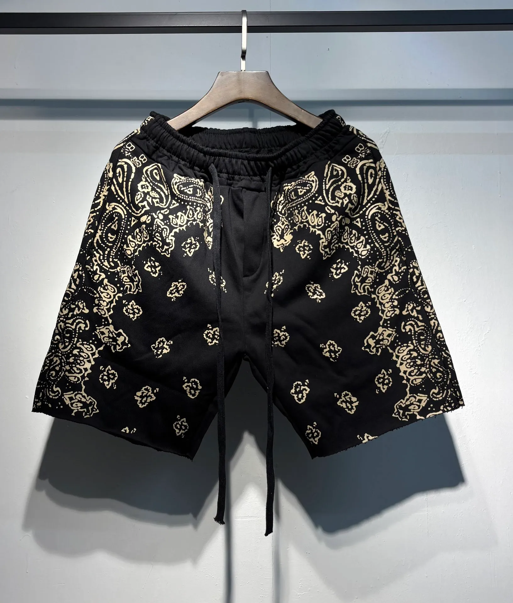 P166 High quality 360g terry cotton cashew flower AMIRI shorts S. M. L. Xl