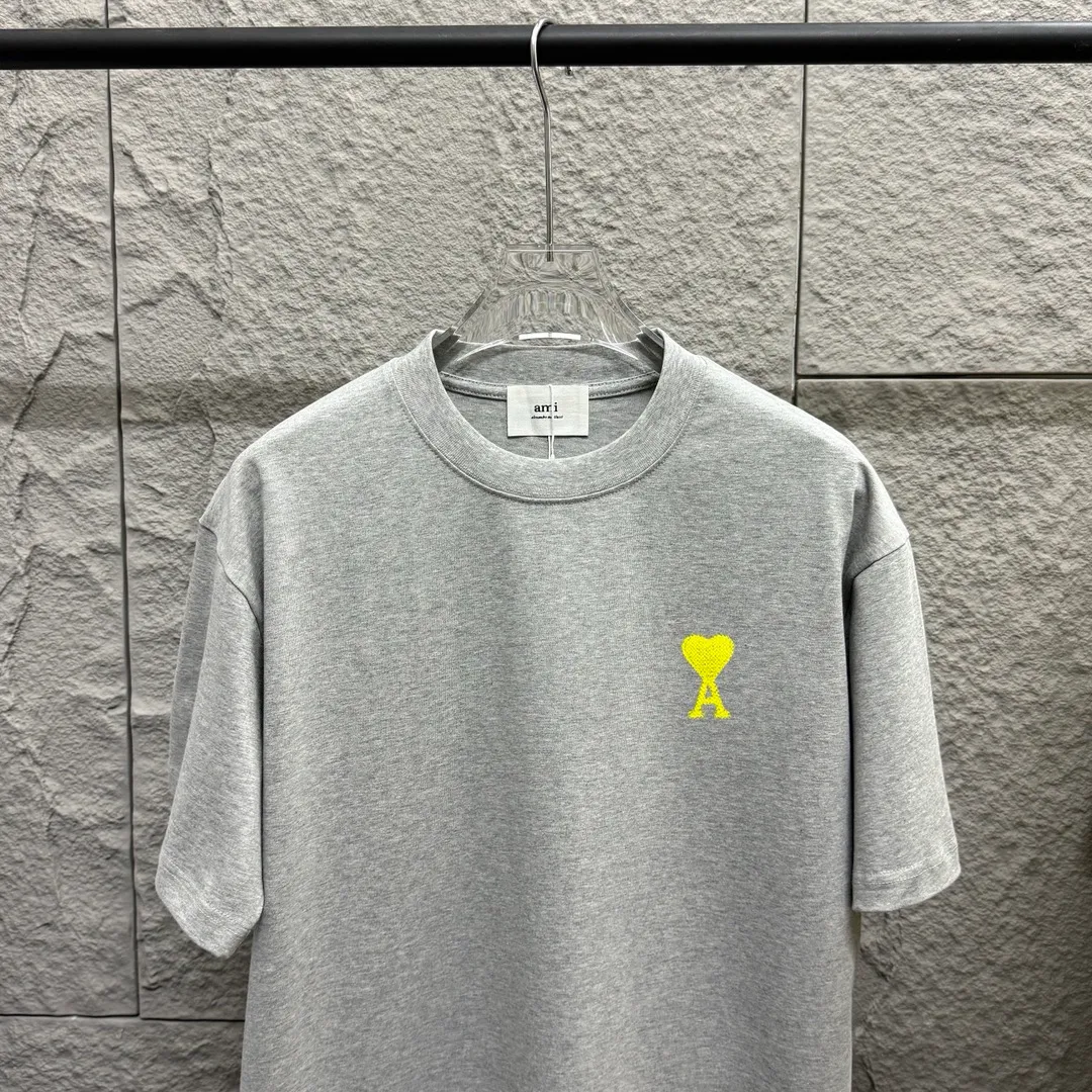 🅿️180 Ami* 2025 Spring and Summer New Style Embroidered yellow little love Customized double yarn plain cotton fabric Short-sleeved T-shirt Uniform for men and women Color: Black White Floral Gray Angora Red Size: S (90-130 catties) M (120-150 catties) L (140-165 catties) XL (160-180 catties) XXL (180-210 pounds)