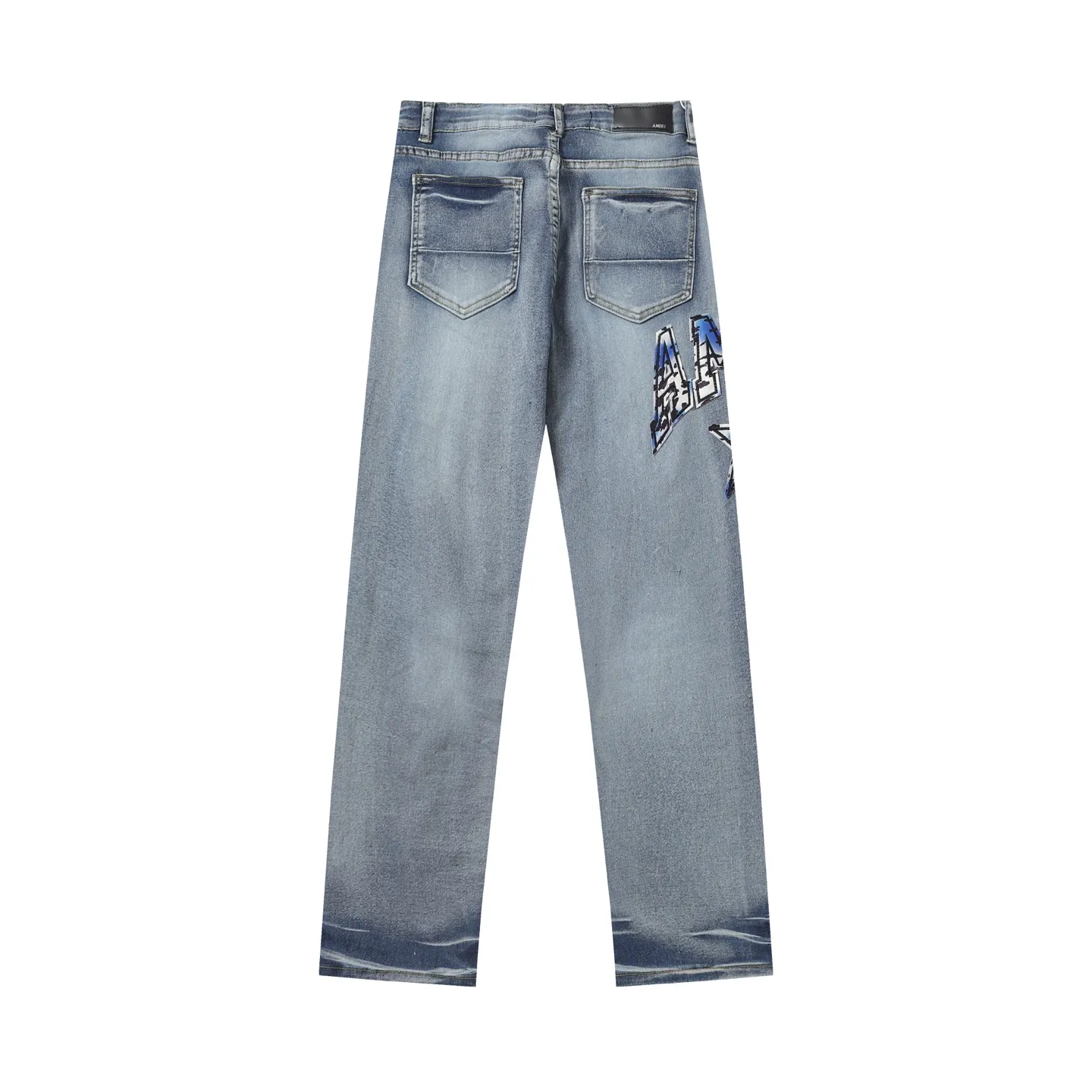 P256 💰 Actual photo [High quality] Coding: M746 Color: Picture color Size: S to XXXL AMIRI patch embroidery jeans trousers AMIRI high street basic ripped jeans trousers amiri brand jeans break the production process and cutting of the original jeans, the fabrics are softer and more comfortable Hand-sewn collar label Customized logo buttons Genuine leather label size Pants length Waist Hips Unit cm S 98 68 100 M 99 72 104 L 100 76 118 XL 101 80 112 XXL 102 84 116 XXXL 103 88 120