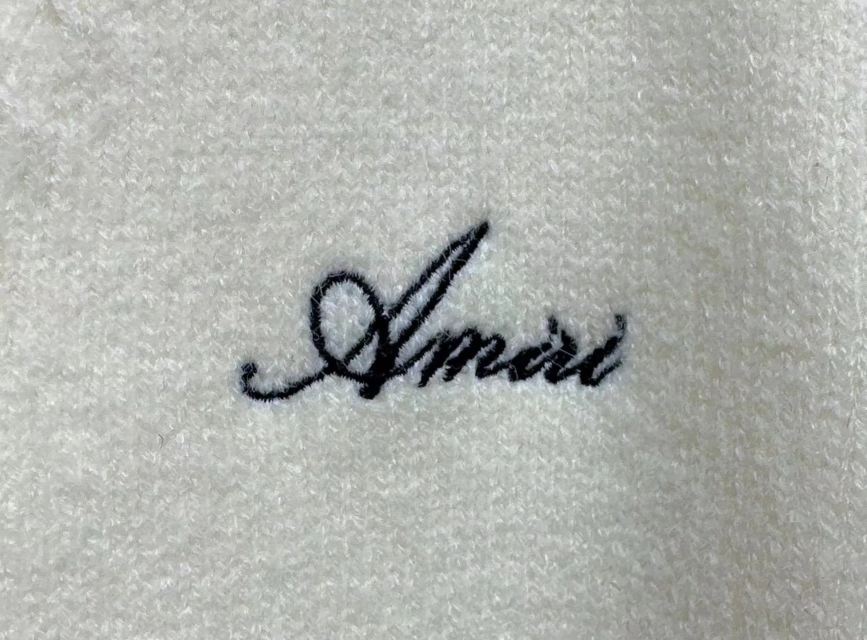 P270 🎉AMIRI new V-neck cardigan sweater, logo embroidery on the chest, 1:1 towel embroidery on the sleeves Color: apricot white, cerulean blue, black, size: S M L XL XXL