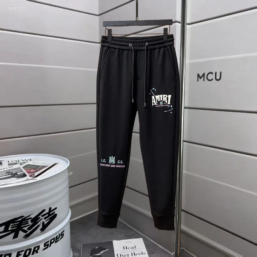 P280 Amiri 🆕2025 new autumn and winter casual pants! The official website will be released simultaneously. The brand's classic LOGO casual pants are made of customized fabrics, which are extremely comfortable and have a strong touch. Highly recognisable, perfect appearance and craftsmanship. Size: M-3XL
