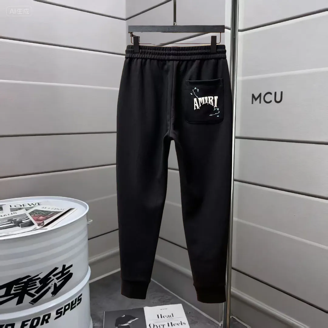 P280 Amiri 🆕2025 new autumn and winter casual pants! The official website will be released simultaneously. The brand's classic LOGO casual pants are made of customized fabrics, which are extremely comfortable and have a strong touch. Highly recognisable, perfect appearance and craftsmanship. Size: M-3XL