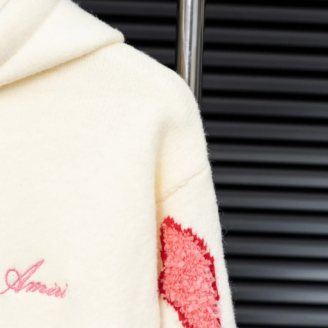 P360 Style: AMIRI Emile bone splicing hooded long-sleeved sweater Size: S-XXL Fabric: Wool blend Accessories: Full set of customized original accessories No gender distinction, same style for men and women