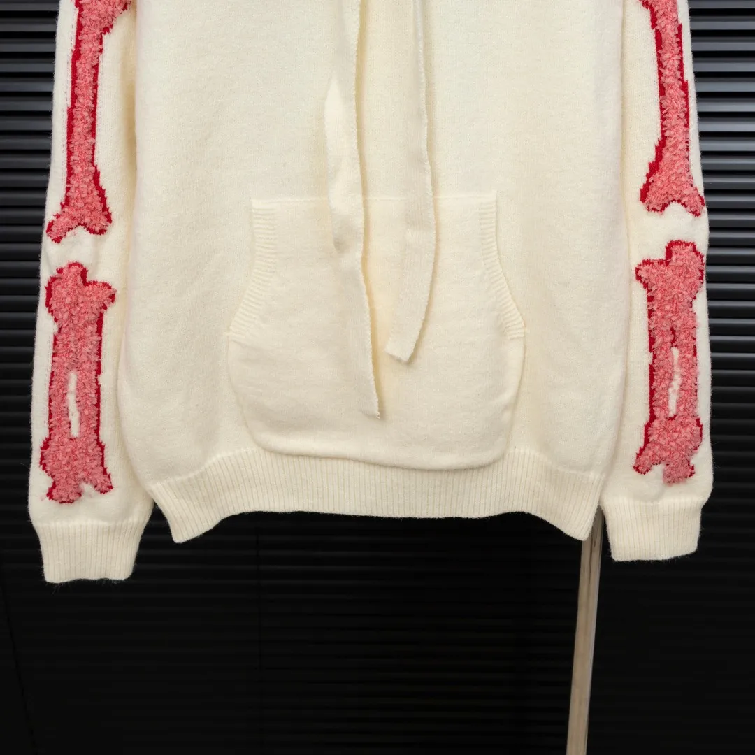 P360 Style: AMIRI Emile bone splicing hooded long-sleeved sweater Size: S-XXL Fabric: Wool blend Accessories: Full set of customized original accessories No gender distinction, same style for men and women