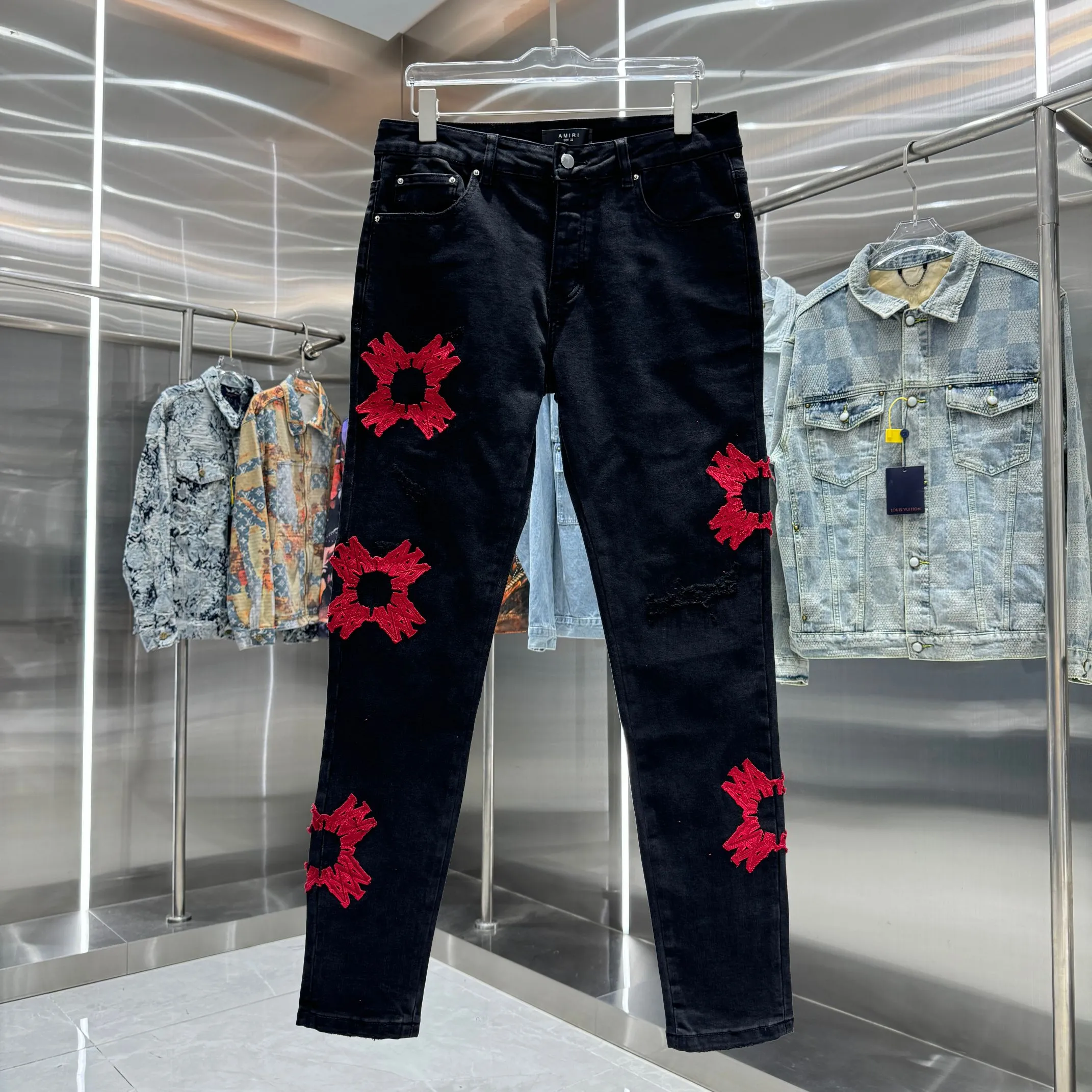 P290 Amiri ripped pattern embroidered street fashion slim fit stretch jeans Color Black Size 30 32 34 36 38