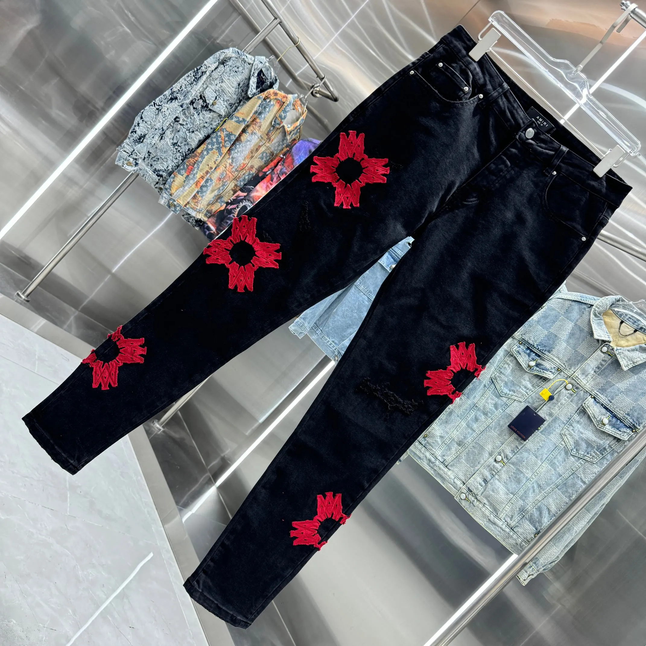 P290 Amiri ripped pattern embroidered street fashion slim fit stretch jeans Color Black Size 30 32 34 36 38