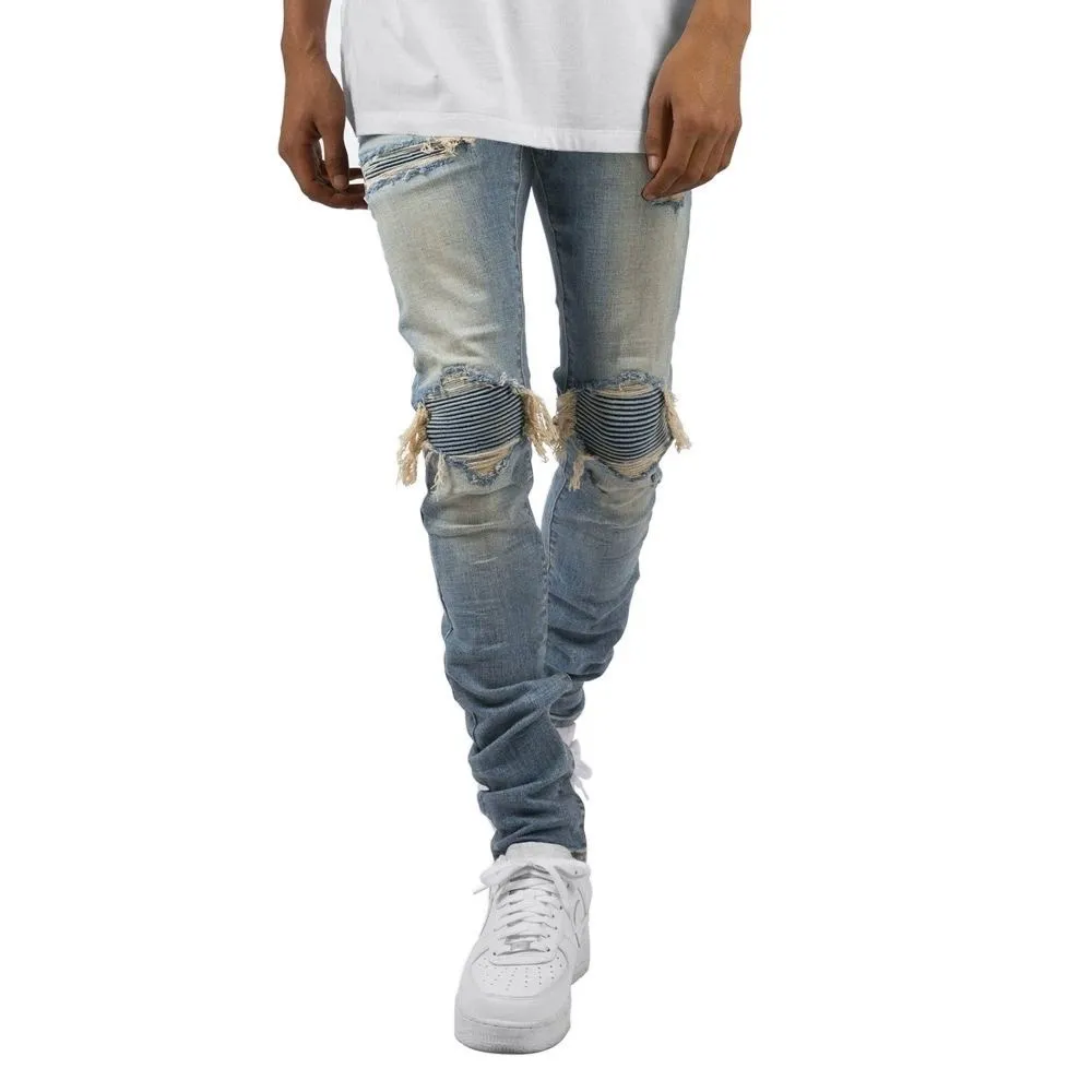 P180 amiri high street ripped patch jeans trousers amiri ripped tight stretch denim trousers amiri hot diamonds amiri is transliterated as Emil, which is the name of the founder. mikeamiri, the founder of amiri, grew up in Los Angeles, USA. He was influenced by the local street culture RO since he was a child, so he founded the amiri brand named after himself. A variety of trendy brand clothing meets the needs of different fashion players. Amiri clothing has novel and unique styles and is a well-known street brand in the United States. The styles and styles of many clothes are loved by many street photographers. The various clothing styles meet the dressing needs of different people, show their unique temperament, and show the trend of dressing. amiri's jeans are relatively famous. Not only do they have many styles, but the quality of the jeans is also very good. Many celebrities have also worn amiri brand jeans. Size: M-XXL