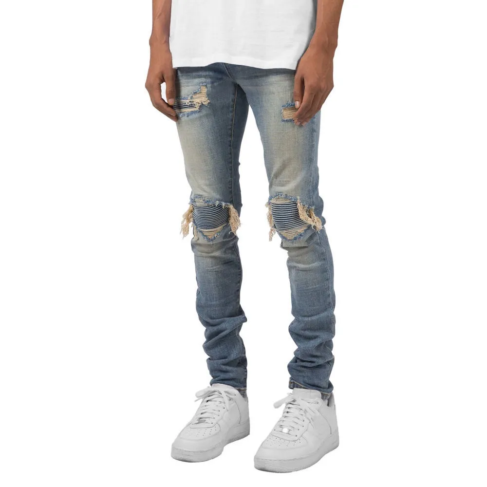 P180 amiri high street ripped patch jeans trousers amiri ripped tight stretch denim trousers amiri hot diamonds amiri is transliterated as Emil, which is the name of the founder. mikeamiri, the founder of amiri, grew up in Los Angeles, USA. He was influenced by the local street culture RO since he was a child, so he founded the amiri brand named after himself. A variety of trendy brand clothing meets the needs of different fashion players. Amiri clothing has novel and unique styles and is a well-known street brand in the United States. The styles and styles of many clothes are loved by many street photographers. The various clothing styles meet the dressing needs of different people, show their unique temperament, and show the trend of dressing. amiri's jeans are relatively famous. Not only do they have many styles, but the quality of the jeans is also very good. Many celebrities have also worn amiri brand jeans. Size: M-XXL