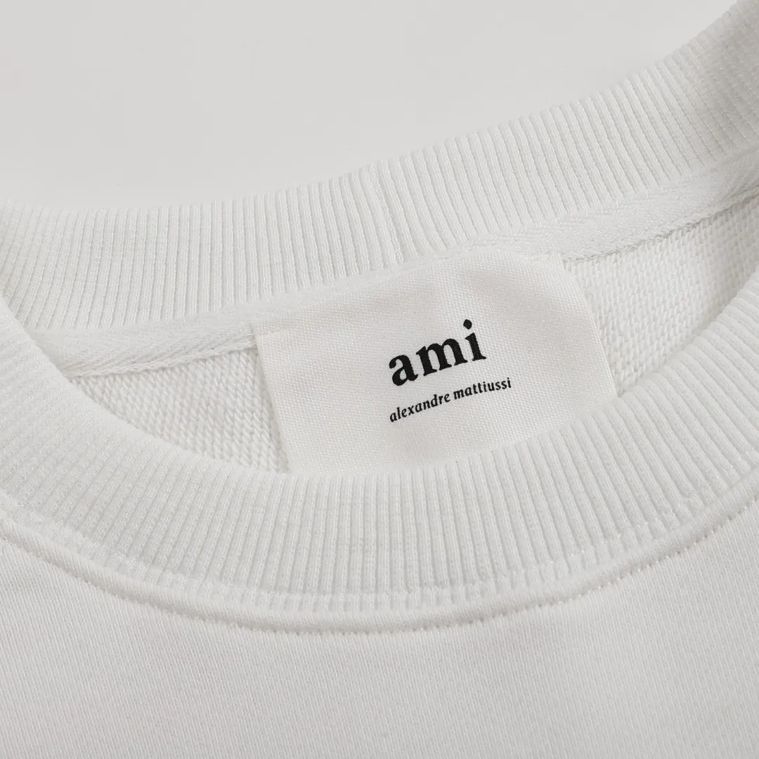 P150 Style No. 205 (comes with matching straight-leg sweatpants without color difference) Ami2025 classic macaron color round neck sweatshirt This product is made of pure cotton 380g fabric, authentic 1:1 pattern opening, loose fit, classic color, versatile and not picky about body shape, details can be seen in the threading workmanship, accessories and embroidery. The highest quality cannot be said. Please rest assured.  Color: White Size: S M L XL
