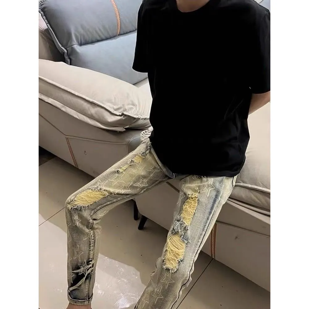 #M60 P168💰 AMIRI patch embroidery jeans trousers AMIRI high street basic ripped tight elastic jeans trousers amiri brand jeans break the production process and cutting of the original jeans, the fabrics are softer and more comfortable Hand-sewn collar label Customized logo buttons Genuine leather tag Color: Picture color Size: 30-32-34-36