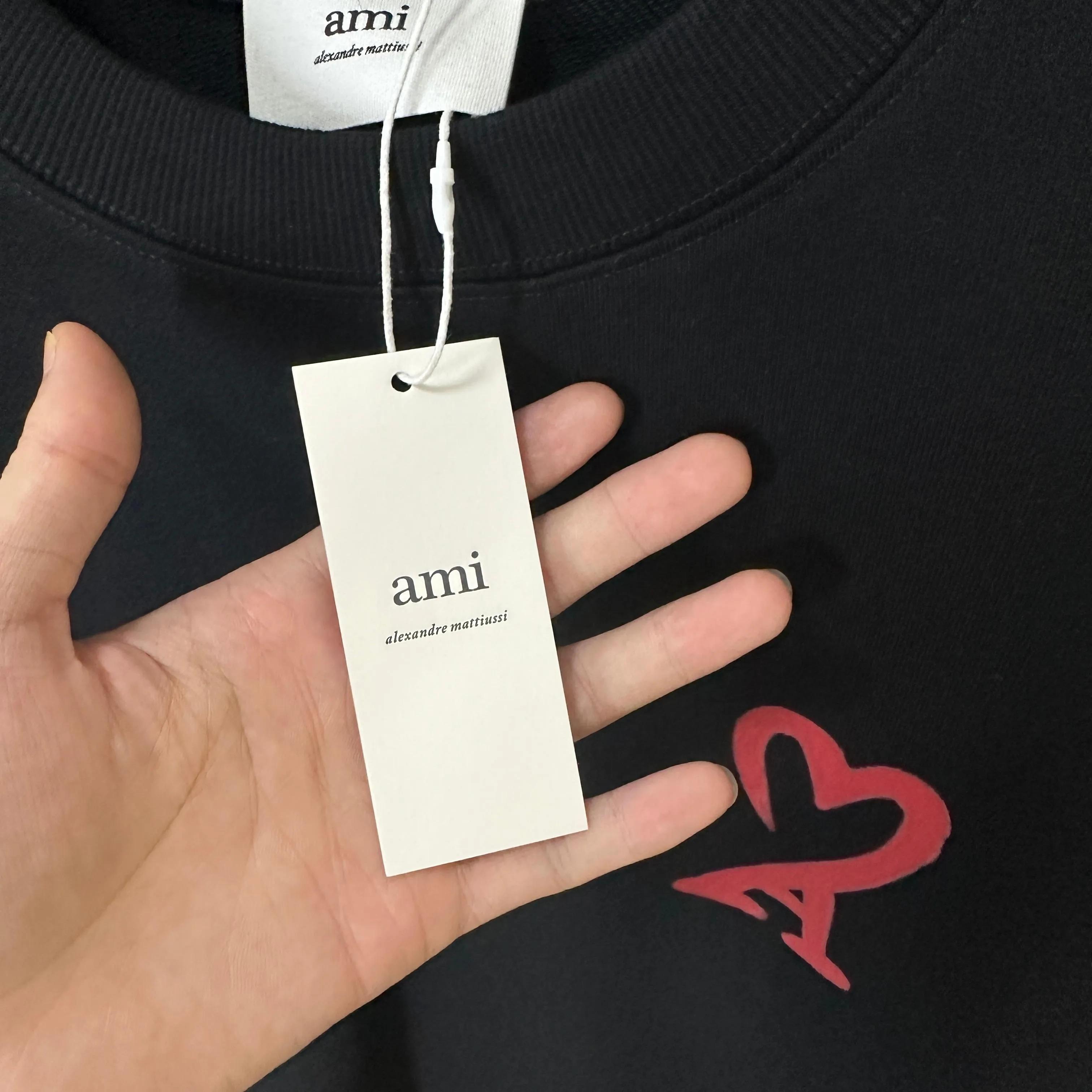 🅿️240 Ami love 2025 early autumn and winter new style classic simple love letter printing design personalized logo custom terry fabric long-sleeved T-shirt same style for men and women Color: black white Size: S (90-130 catties) M (120-150 catties) L (140-165 catties) XL (160-180 catties) XXL (180-210 pounds)