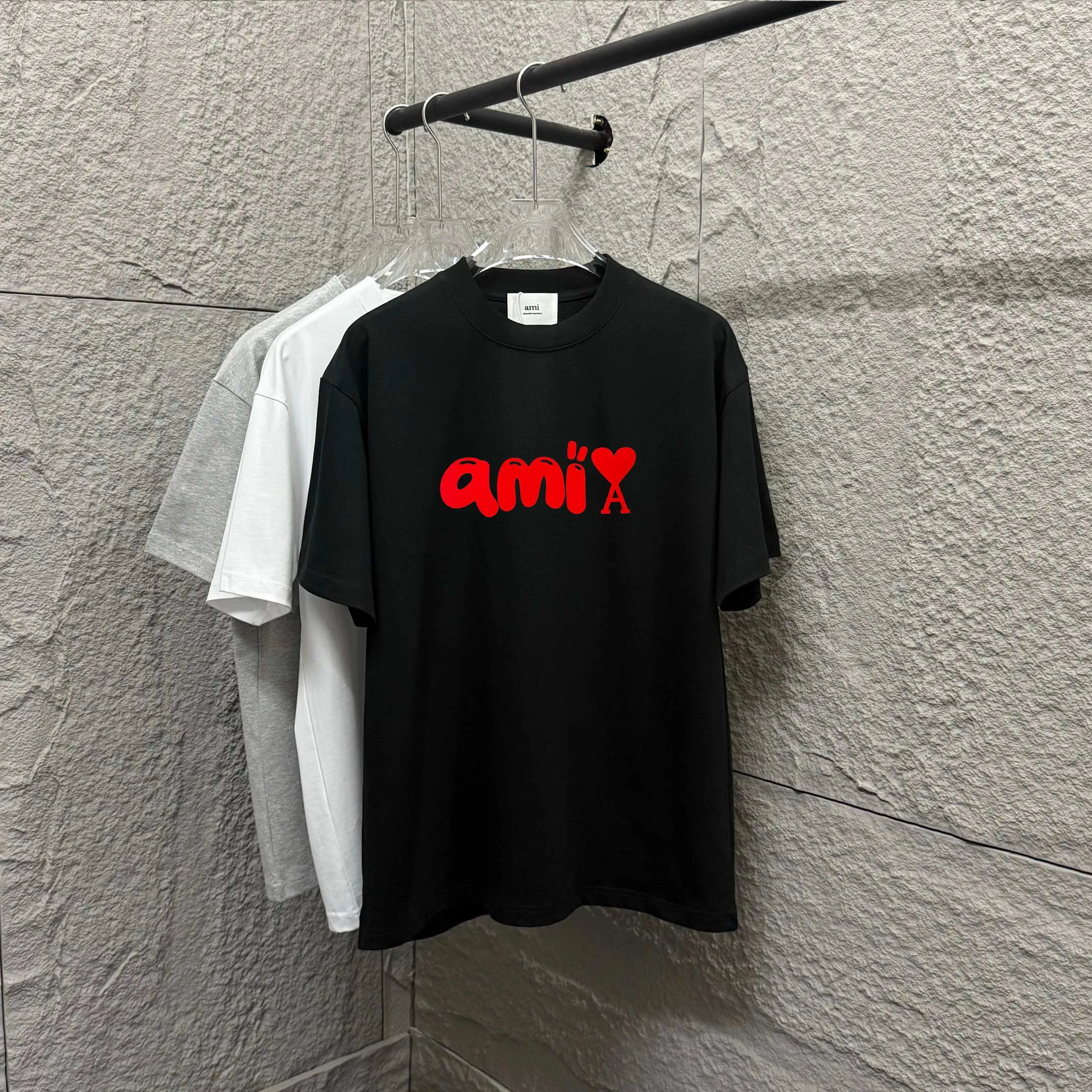 🅿️180 Ami Love 2025 Spring and Summer Style Classic and simple red flocking three-dimensional love letter personalized logo Customized double yarn plain cotton fabric Short-sleeved T-shirt Unisex Color: Black White Size: S (90-130 catties) M (120-150 catties) L (140-165 catties) XL (160-180 catties) XXL (180-210 pounds)