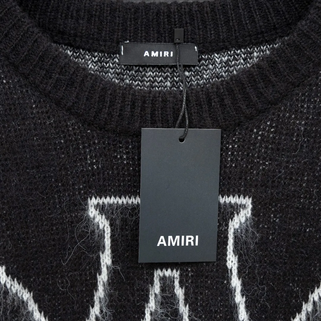 P300 Style: AMIRI seahorse M LOGO long-sleeved sweater Size: S-XXL Fabric: Wool blend Accessories: Full set of customized original accessories No gender distinction, same style for men and women