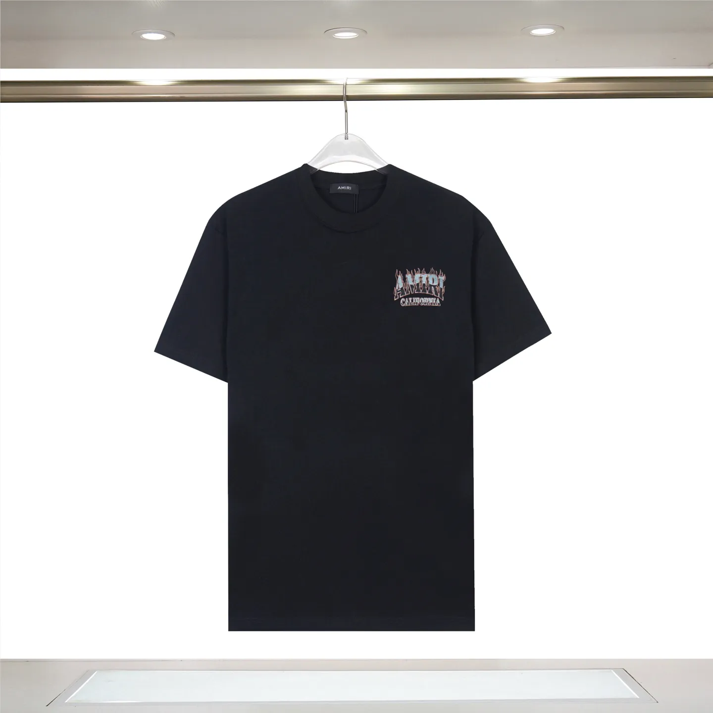 P122 888# "𝙉𝙚𝙬♈️ AMIRI" 🏖 25 spring and summer new style, front and rear letter logos, white ink direct injection process, no touch short-sleeved T-shirt, made of 260g 32-count tight double yarn cotton fabric, soft fabric.   Color: Black White Size: S M L XL XXL
