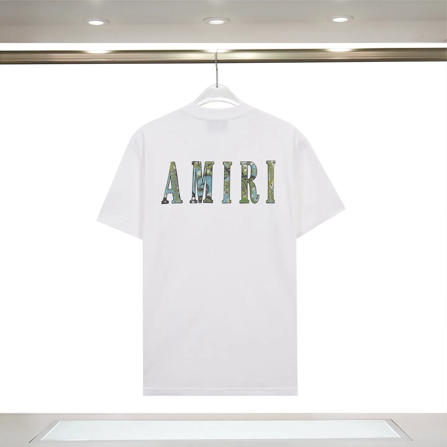 P122 889# "𝙉𝙚𝙬♈️ AMIRI" 🏖 25 autumn and winter new style, front and rear letter logo, white ink direct injection process, no touch short-sleeved T-shirt, made of 260g 32-count close double yarn cotton fabric, soft fabric.   Color: Black White Size: S M L XL XXL