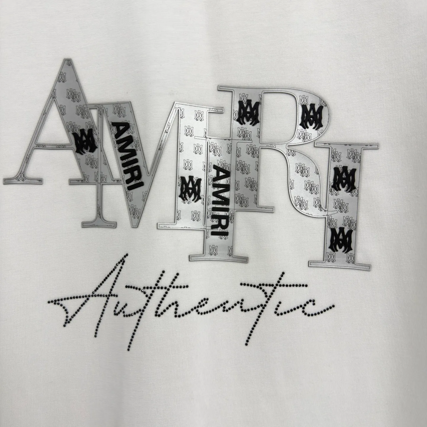 P150 𝙉𝙚𝙬⚜️Amy》 2026 spring and summer new short-sleeved T-shirt, heavyweight pure cotton, leather, ironing, drilling and gluing, personalized style. Color: white, red, black. Size: S M L XL XXL