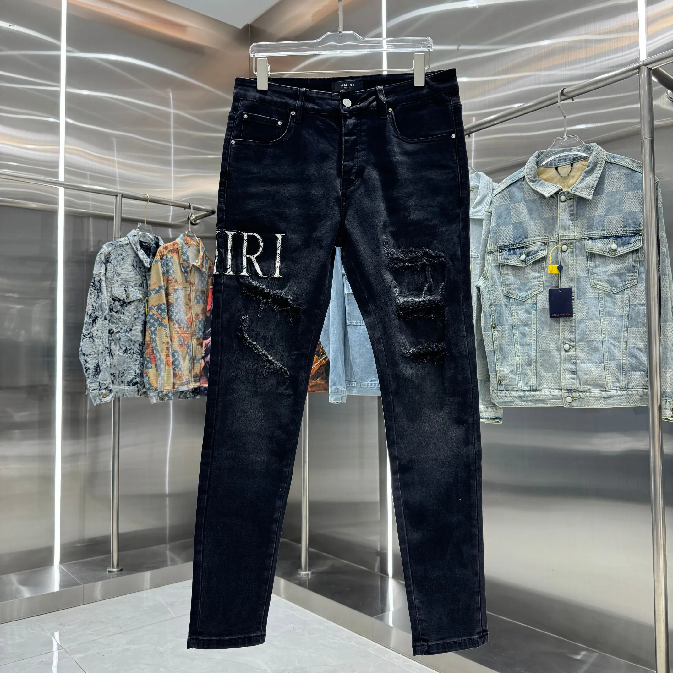 P290 Amiri ripped letter embroidered street fashion slim fit stretch jeans Color Black Size 30 32 34 36 38