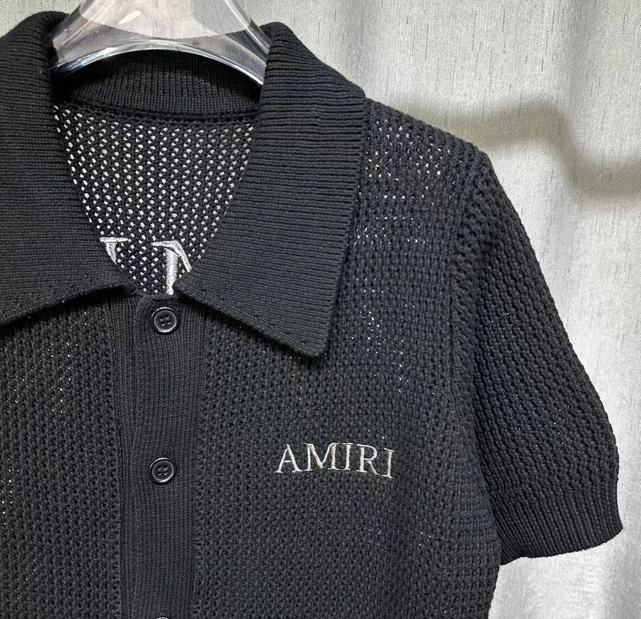 P260 2025 AMIRI new summer sweater fabric POLO collar cardigan short sleeves classic logo embroidery on the front and back 🈵hollow body heavy craftsmanship Color: Black Size: S M L XL XXL
