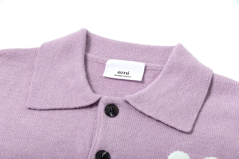 Ami Paris2025 early spring new product big love ADC jacquard wool patchwork reverse sleeve technology Ami De Coeur polo collar pullover sweater same style for men and women Oversize version Color: light gray lilac Size: S-XL