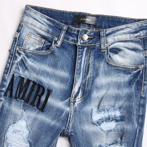 #M52 P168💰 Independent AMIRI coconut tree embroidery jeans trousers AMIRI high street basic ripped tight elastic jeans trousers amiri brand jeans break the production process and cutting of the original jeans, the fabrics are softer and more comfortable Hand-sewn collar label Customized logo buttons Genuine leather tag Color: light blue Size: 30-32-34-36