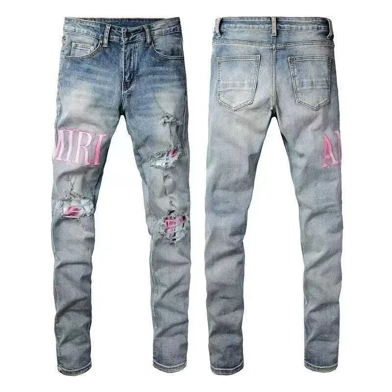 #M33 P168💰 Amiri classic embroidered patched leather ripped letter jeans, slim fit jeans, produced by a major washed factory, full of high-end feel, partially destroyed knee design with patchwork leather design, has been used as a facade design, leather waist nameplate, the focus of this style is not on the washing, but on the destroyed shape and version. The secret lies in the craftsmanship of the master. The cost of post-processing, grinding, cutting, etc. is far beyond the cost of assembly line products. Color: Picture color Size: 30-32-34-36