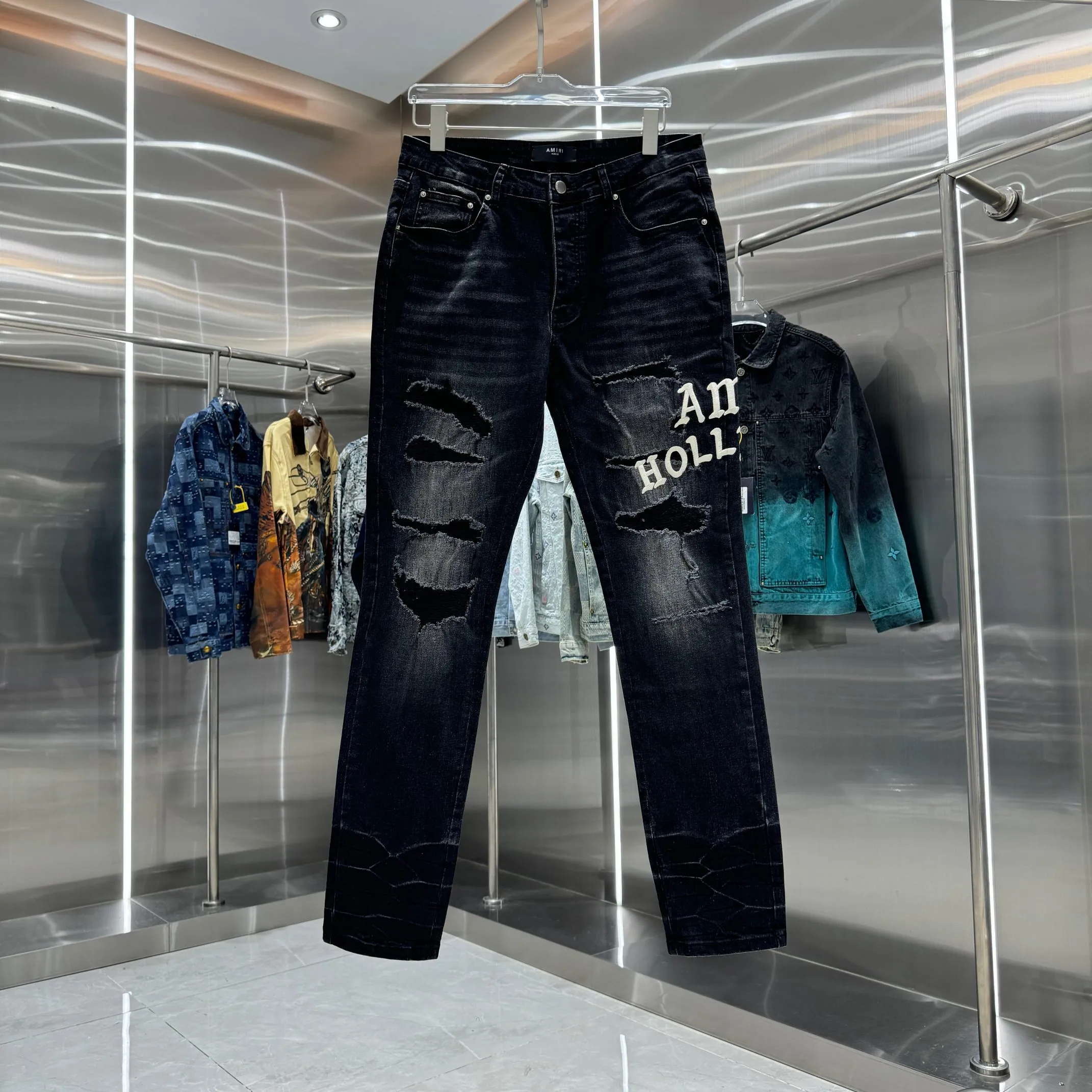 P290 Amiri ripped embroidery pattern craft street fashion slim fit stretch jeans Color Black Size 30 32 34 36 38