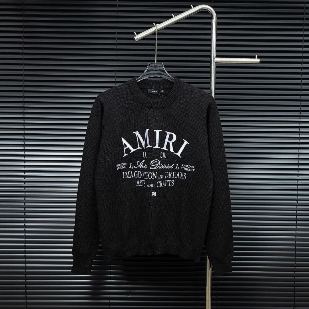 P290 Style: AMIRI high-density embroidered long-sleeved sweater Size: S-XXL Fabric: Wool blend Accessories: Full set of customized original accessories No gender distinction, same style for men and women