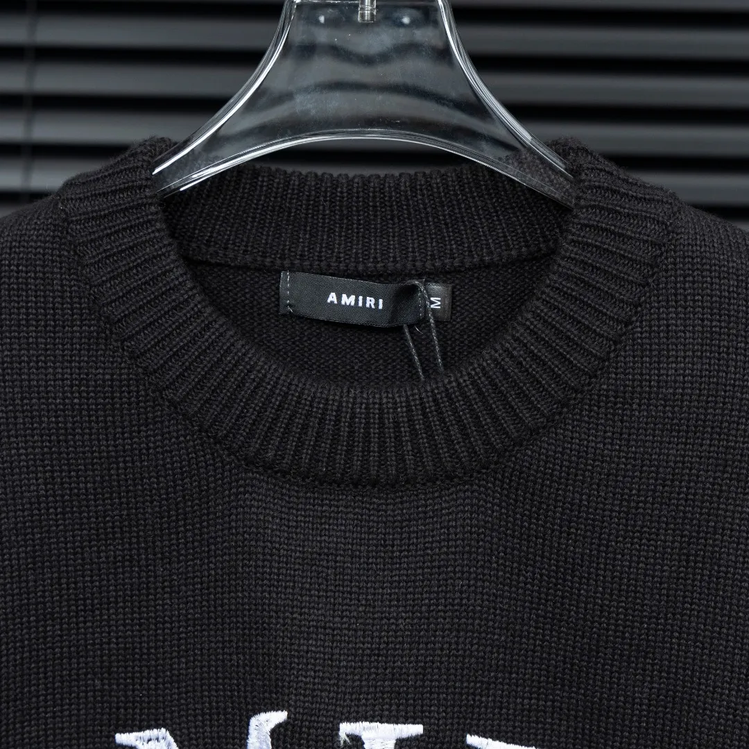 P290 Style: AMIRI high-density embroidered long-sleeved sweater Size: S-XXL Fabric: Wool blend Accessories: Full set of customized original accessories No gender distinction, same style for men and women