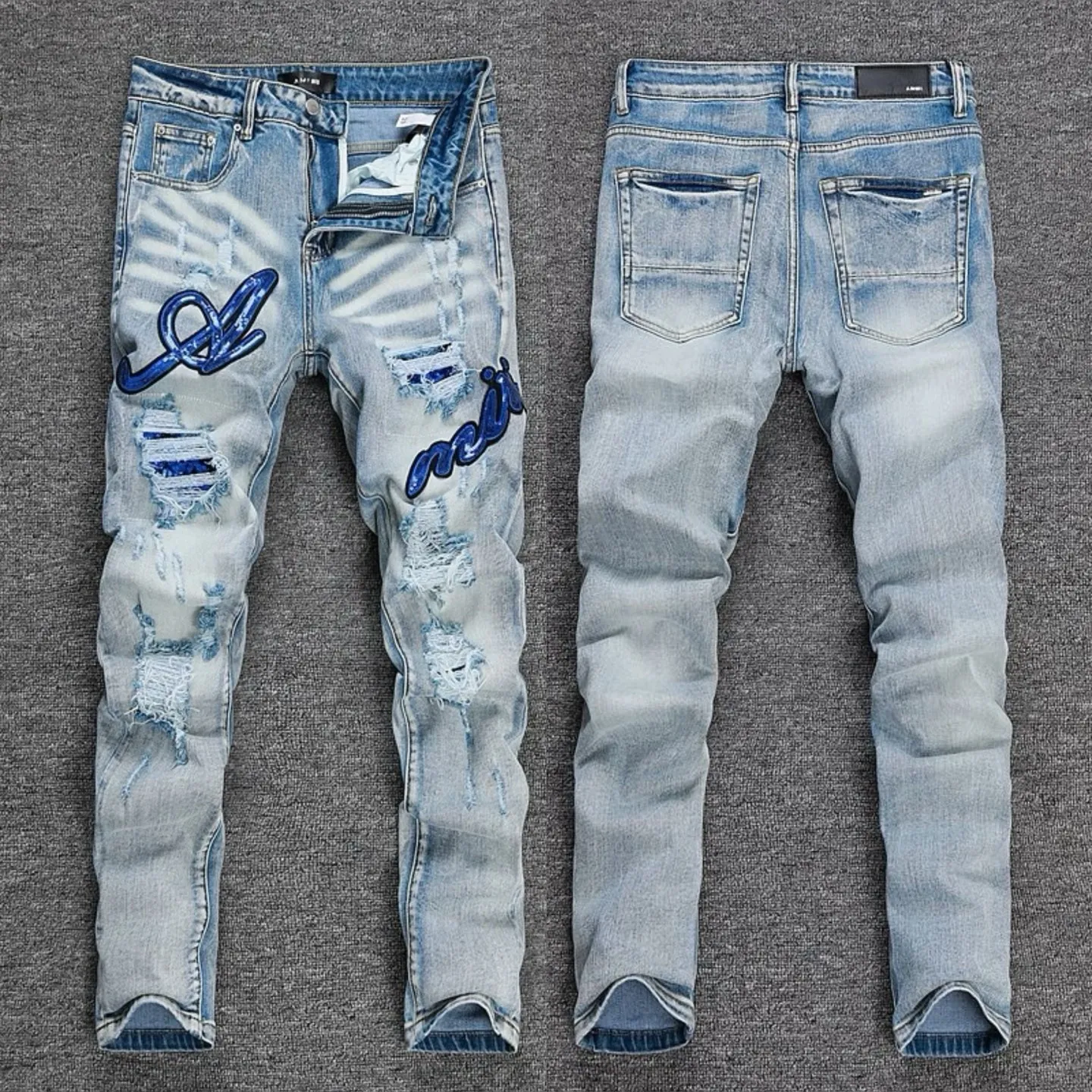 P246 💰 (Top version) AMIRI popular high street jeans slim fit stretch washed knife cut trousers for men. AMIRI amiri is transliterated as Emil, which is the name of the founder. Mike Amiri, the founder of amiri, grew up in Los Angeles, USA. He was influenced by local street culture and Punk Rock since childhood, so he founded the amiri brand named after himself. A variety of trendy clothing meets the needs of different fashion players. Amiri clothing has novel and unique styles and is a well-known street brand in the United States. The styles and styles of many clothes are loved by many street photographers. The various clothing styles meet the dressing needs of different people, show their unique temperament, and show the trend of dressing. amiri's jeans are relatively famous. Not only do they have many styles, but the quality of the jeans is also very good. Many celebrities have also worn amiri brand jeans. Color: Picture color Size: 28, 30, 32, 34, 36 28 30 32 34 36 Waist 71 76 81 86 91 Qianlang 26.5 27.5 28.5 29.5 30.5 Hou Lang 37 38 39 40 41 Foot 14 14.8 15.6 16.4 17.2 Foreign Minister 100 102 104 106 107