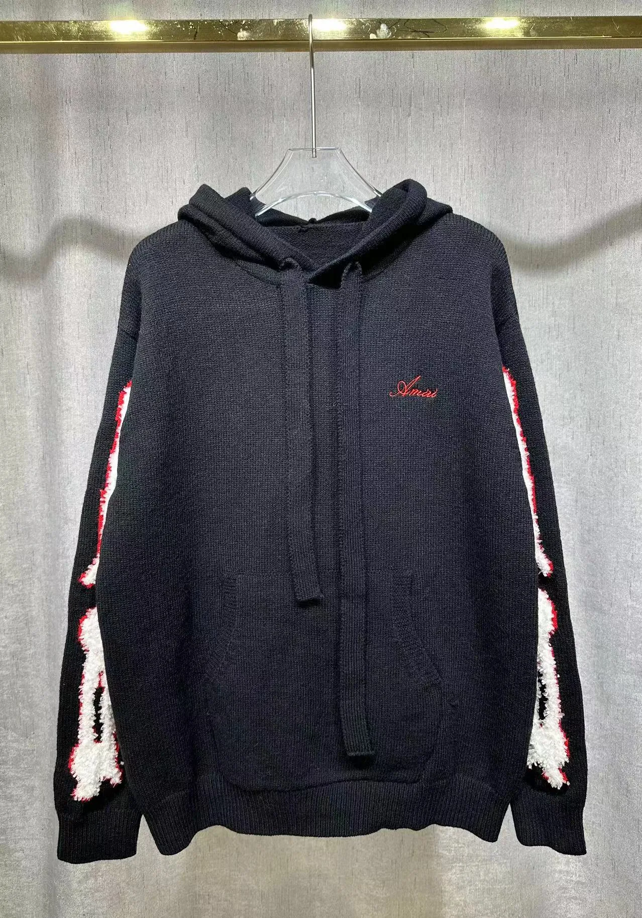 P290 🎉AMIRI new hooded sweater, logo embroidery on the chest + belly bag, 1:1 towel embroidery on the sleeves. Color: apricot white, red, gray, black, size: S M L XL XXL
