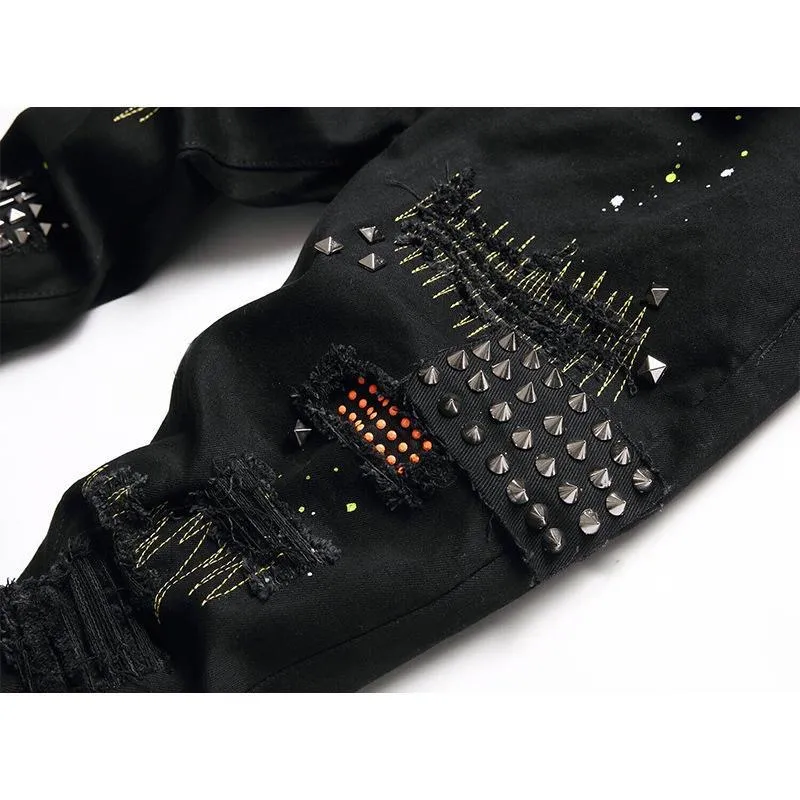 #M43 P168💰 Amiri classic diamond-encrusted ripped jeans and slim fit pants. Produced by a major washed factory. Full of high-end feel. Partial damage to the knees and leather design. Already used as a facade design. Leather waist nameplate. The focus of this style is not on washing, but on the shape and version of the damage. The secret lies in the craftsmanship of the master. The cost of post-production fraying, horse cutting, knife cutting, etc. These hand-made products are far beyond comparison with assembly line products. Color: Picture color Size: 30-32-34-36