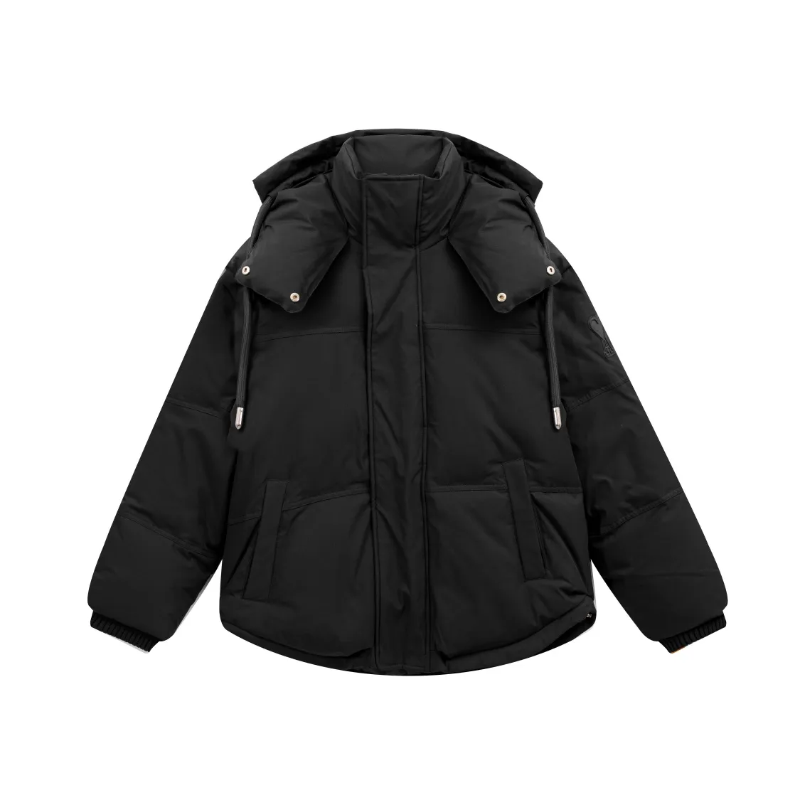 ami paris 22 winter small love solid color down jacket, original order from European trading company, original mold opening, extreme details, unique double-layer lightweight bonded nylon fabric, carefully crafted, windproof, waterproof, highly breathable, warm, elastic and wear-resistant. It is a multi-functional fabric. The lining is made of fine and dense renewable microfiber fabric. It feels light and soft and has a delicate texture. The down has excellent loft. You can also feel its loft through real photos. 800 fill power, filled with 90% white duck down. The down filling is very full, the highest version. Color: black, white, dark gray, orange. Size: S-XL (size specifications are consistent with G Net)